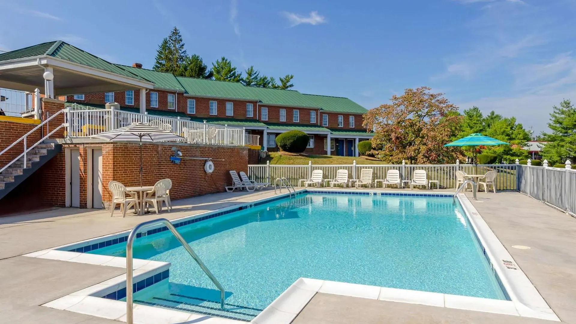 5 Top-Rated Design Hotels in the Blue Ridge Mountains