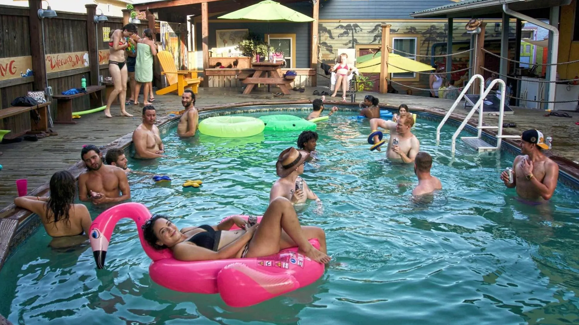 9 Top-Rated Hotels for Solo Travelers in Louisiana